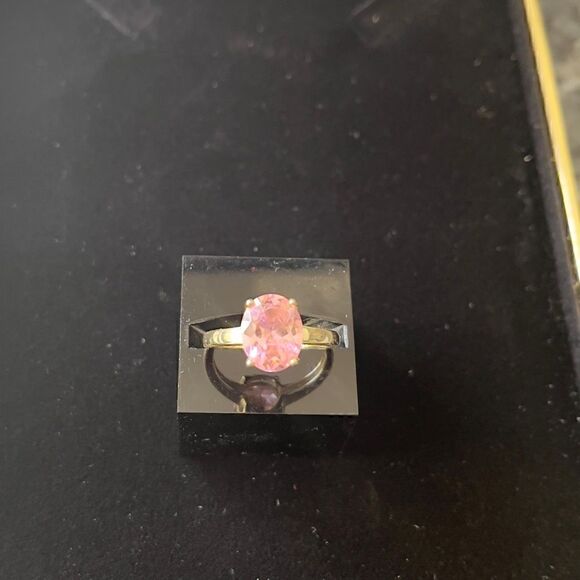 Sterling silver pink gem ring - Picture 5 of 8